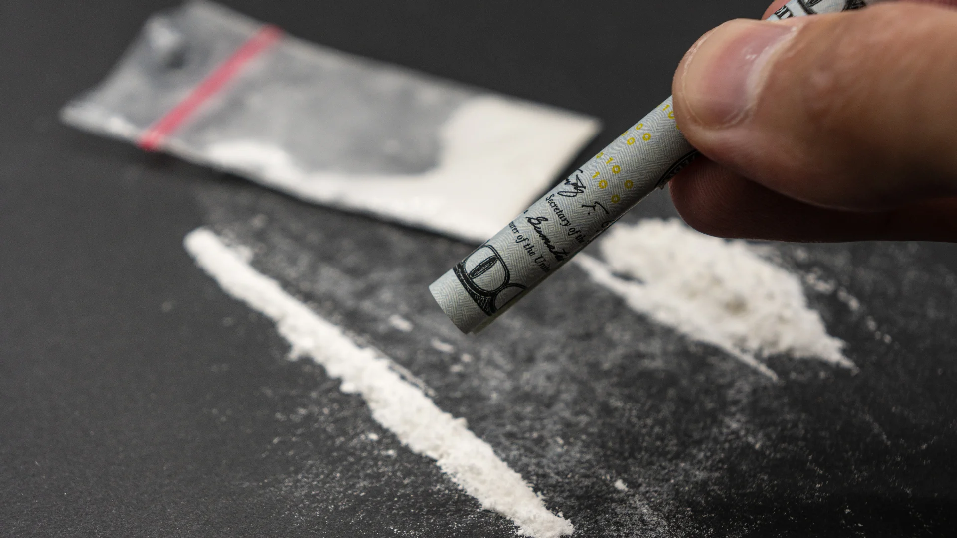 what does cocaine smell like